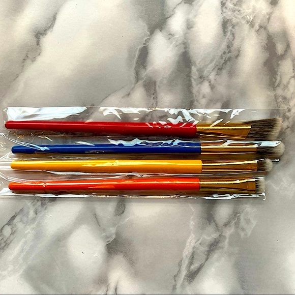 LUNA MAGIC BLEND-IT-GIRL EYE MAKEUP BRUSH SET - Picture 2 of 3